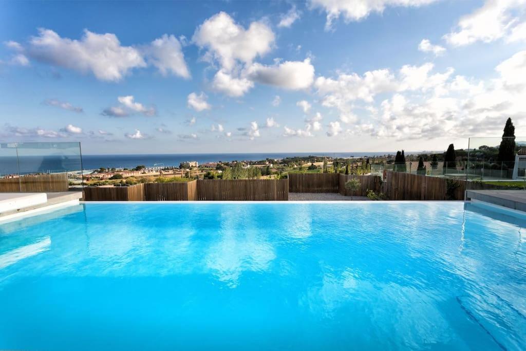 Sant Vicenç de Montalt La Villa Blanca Luxury Villa Barcelona & Costa Brava מראה חיצוני תמונה